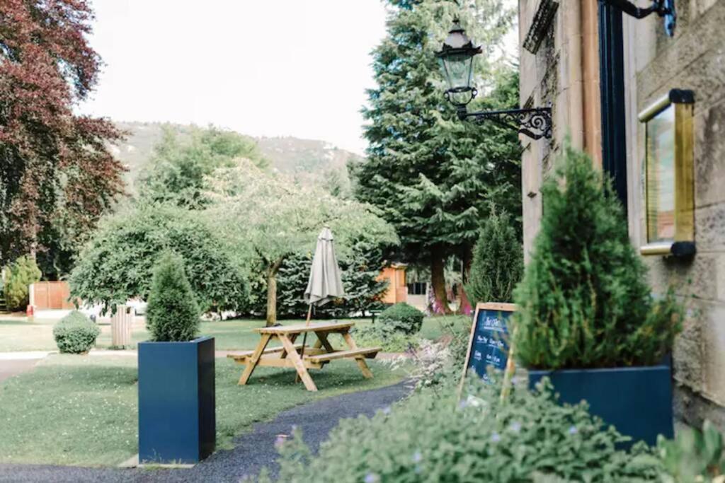 Factors House - A Comfy Cottage In Countryside Park With Wifi And Access To Bar And Pool Пърт Екстериор снимка